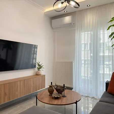 Luxury Downtown D1 * سالونيك