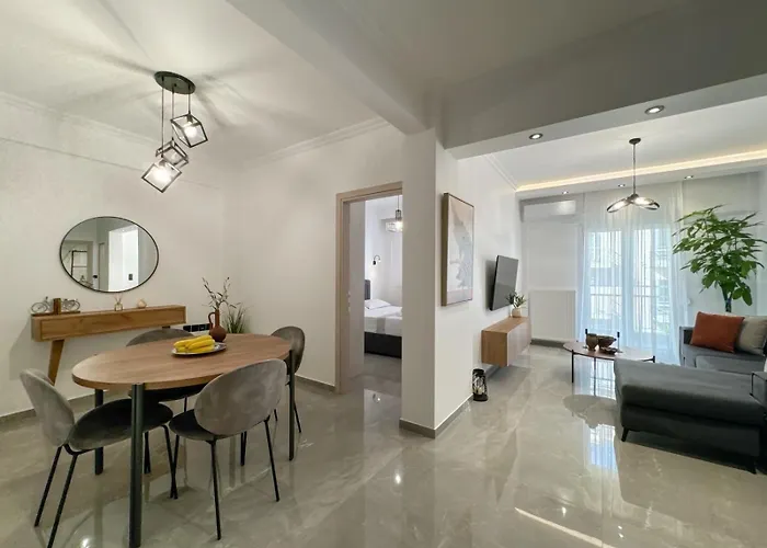 Luxury Downtown D1 *