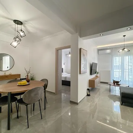 Luxury Downtown D1 *